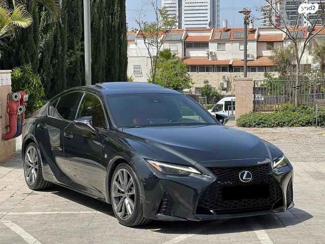 מודעת רכב לקסוס IS