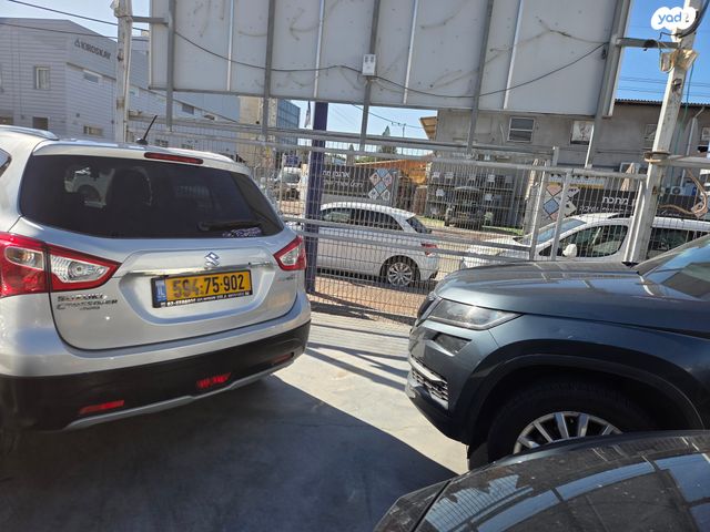 סוזוקי קרוסאובר