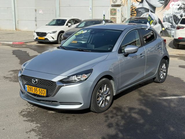 מודעת רכב מאזדה 2