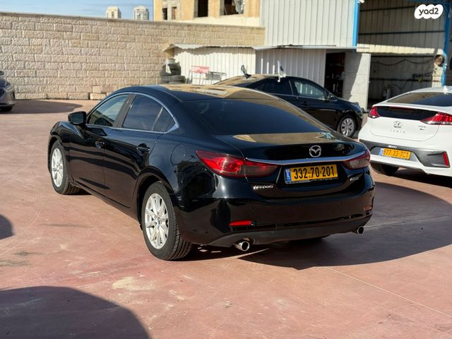 מאזדה 6