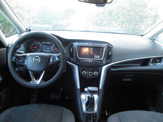 אופל זאפירה