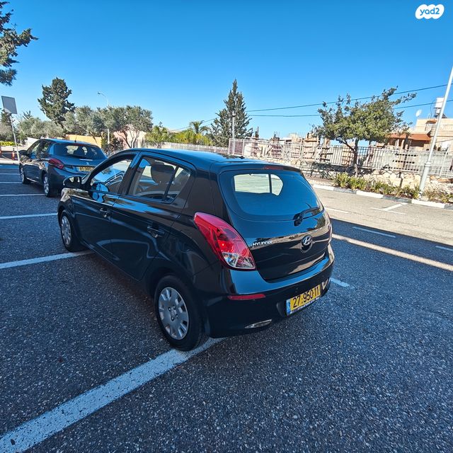 מודעת רכב יונדאי i20