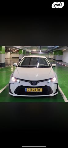 טויוטה קורולה