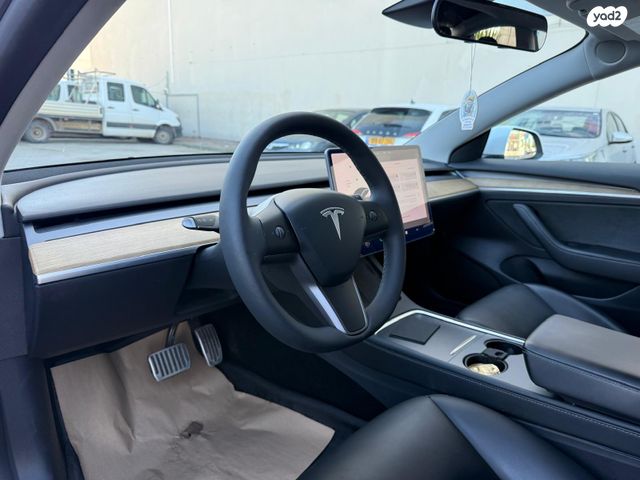 טסלה מודל 3