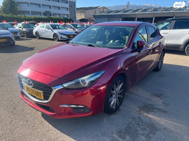 מודעת רכב מאזדה 3