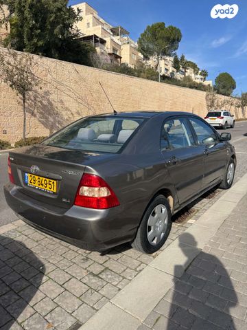 מודעת רכב טויוטה קורולה