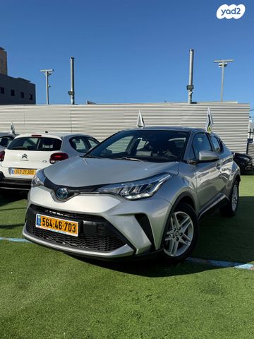 מודעת רכב טויוטה C-HR