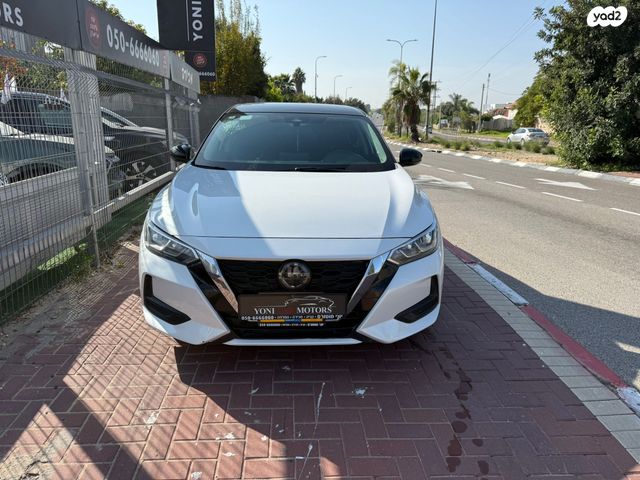 ניסאן סנטרה