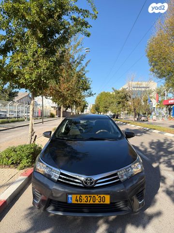 טויוטה קורולה