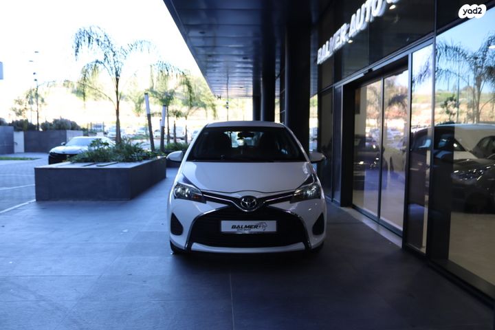 טויוטה יאריס