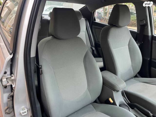 יונדאי אקסנט i25