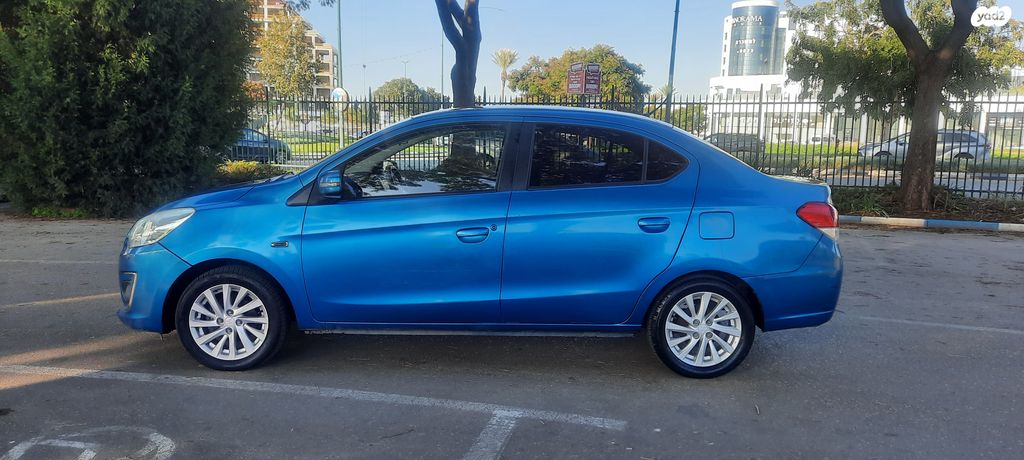 מיצובישי אטראז'