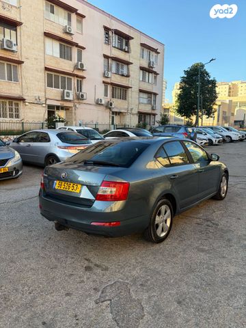 סקודה אוקטביה