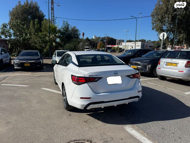 ניסאן סנטרה