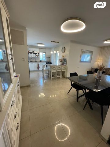 משה יוסטמן 30