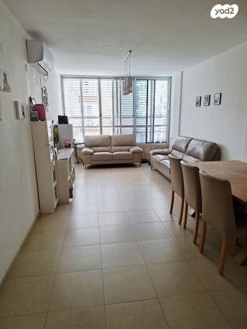 זכריה הרופא 19