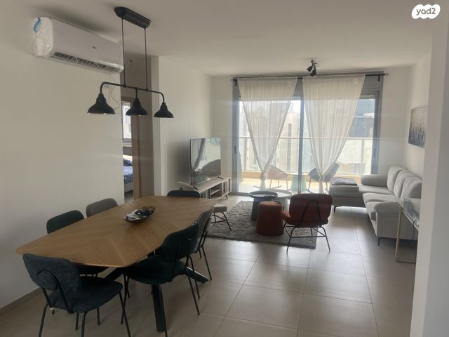 יצחק נבון 14