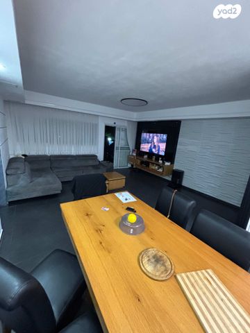 דירה, שדה נחום 17, קרית גנים, ראשון לציון