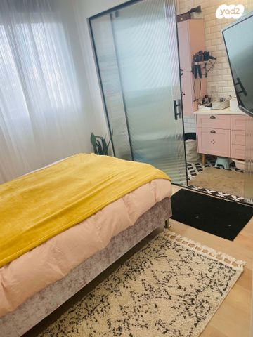 דירה, הרא"ה 95, עליות, רמת גן