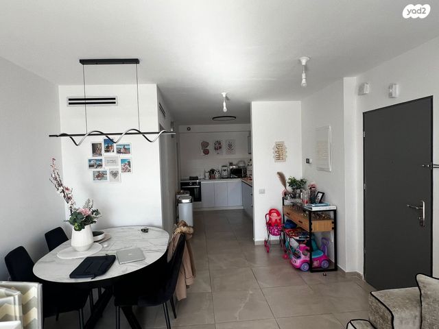 דירה, החילות 4, נרקיסים, ראשון לציון