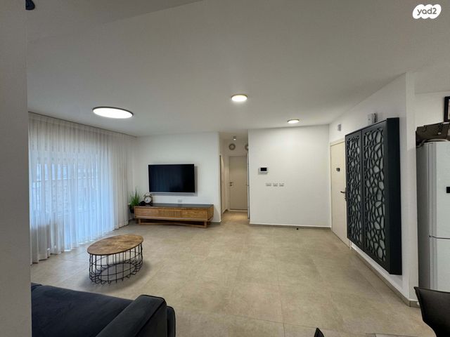 דירה, הלוח העברי 5, נווה הדרים, אשקלון