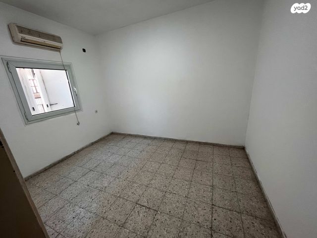 דירה, יעקב משה ברוידה 6, לב המושבה / מרכז העיר, פתח תקווה