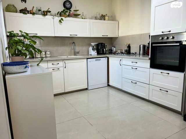 דופלקס, הרצל 56, מרכז, כפר סבא