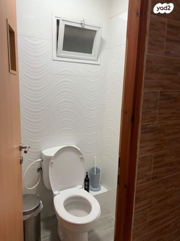 דירה, המעפיל 1007, הנצחון, דימונה