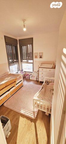 דירה, לודיוב 1, נווה גן, פתח תקווה