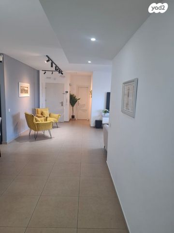 דבורה עומר 6