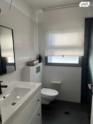 גג/ פנטהאוז, הסנה 14, יד לבנים, רמת גן