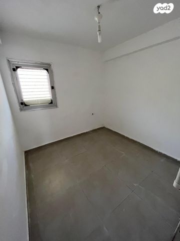 דירה, שדרות הרצל 42, הנצחון, דימונה