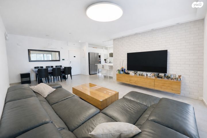 דירה, סעדיה ויוסף בשארי 9, נחלת יהודה, ראשון לציון