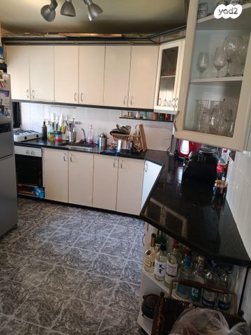 אלברט קיוסו 6