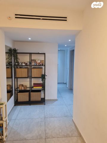 דירה, קרן היסוד 7, קרית ויצמן, רעננה