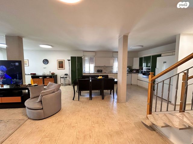 דופלקס, נחליאלי 7, נווה מנחם, גבעת זאב