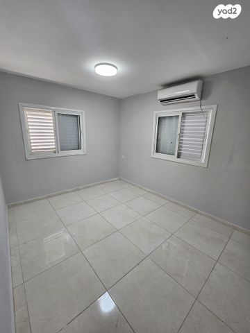 דירה, אליהו נחייסי 5, עמידר, בת ים