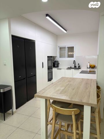 דירת גן, אברהם דנינו 6, אברהם דנינו, בן גוריון, עכו