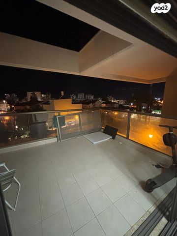 דירה, אליאס כרמל 8, נווה אליאס, טירת כרמל