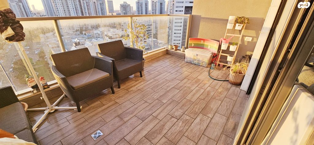 דירה, לודיוב 1, נווה גן, פתח תקווה