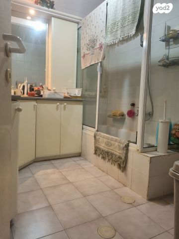 דירת גן, עפרוני 8, גני השרון, כפר סבא