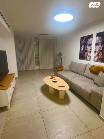 דירה, קרן היסוד 7, קרית ויצמן, רעננה