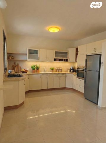 בית פרטי/ קוטג', יוסף לוין 11, נווה עוז, פתח תקווה