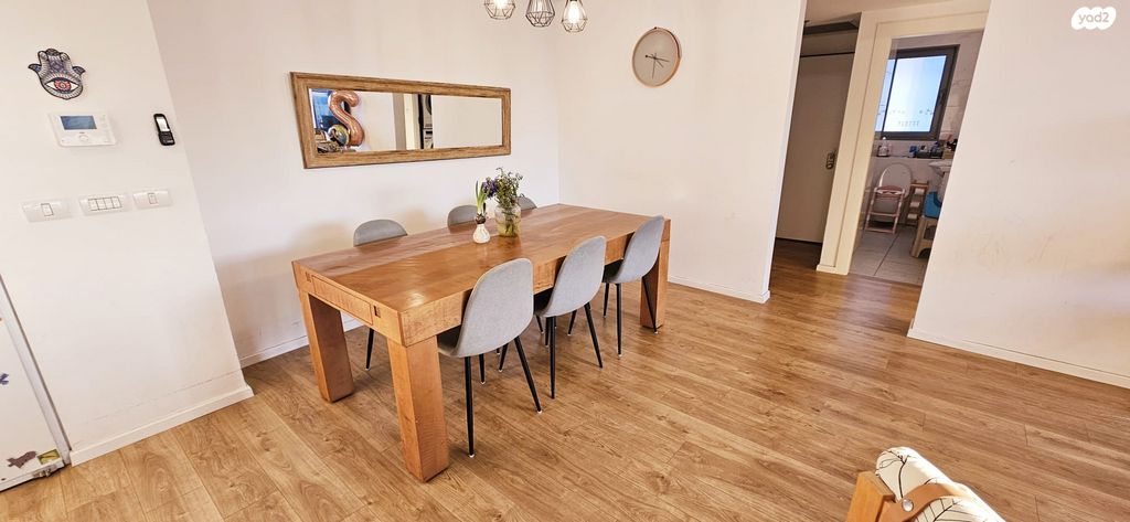 דירה, לודיוב 1, נווה גן, פתח תקווה