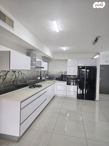 דירה, הזמיר 88, נהריה הירוקה, נהריה