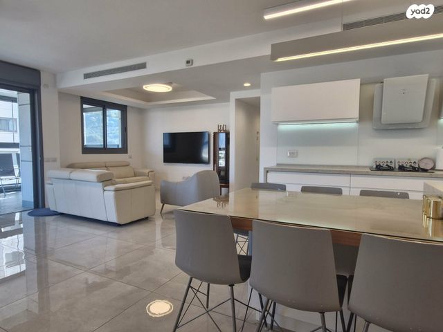 דירה, שונית 7, רמת חביב / רמת הנשיא, חיפה