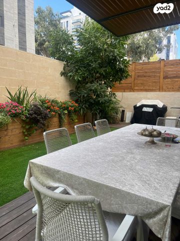 דירת גן, הבה"דים 11, נרקיסים, ראשון לציון