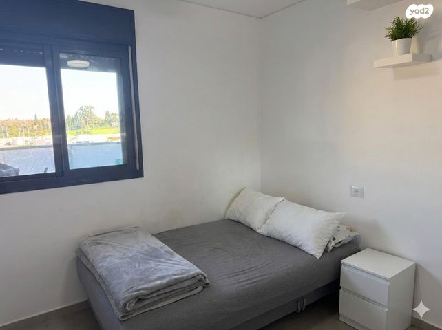 דירה, שדרות ציונה צרפת 25, גדרה הצעירה, גדרה