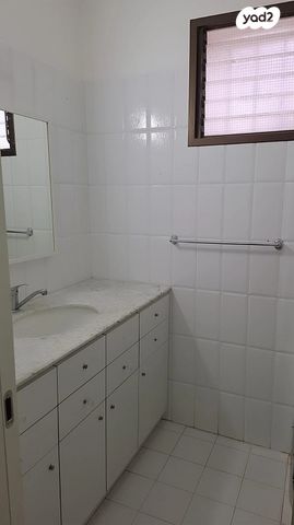 דופלקס, משה שרת 8, קרית חיים מזרחית, חיפה