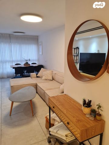 דירה, קרן היסוד 7, קרית ויצמן, רעננה